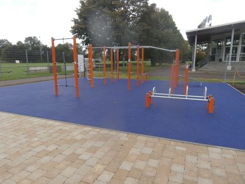 Calisthenics-Anlage für Fitness-Übungen